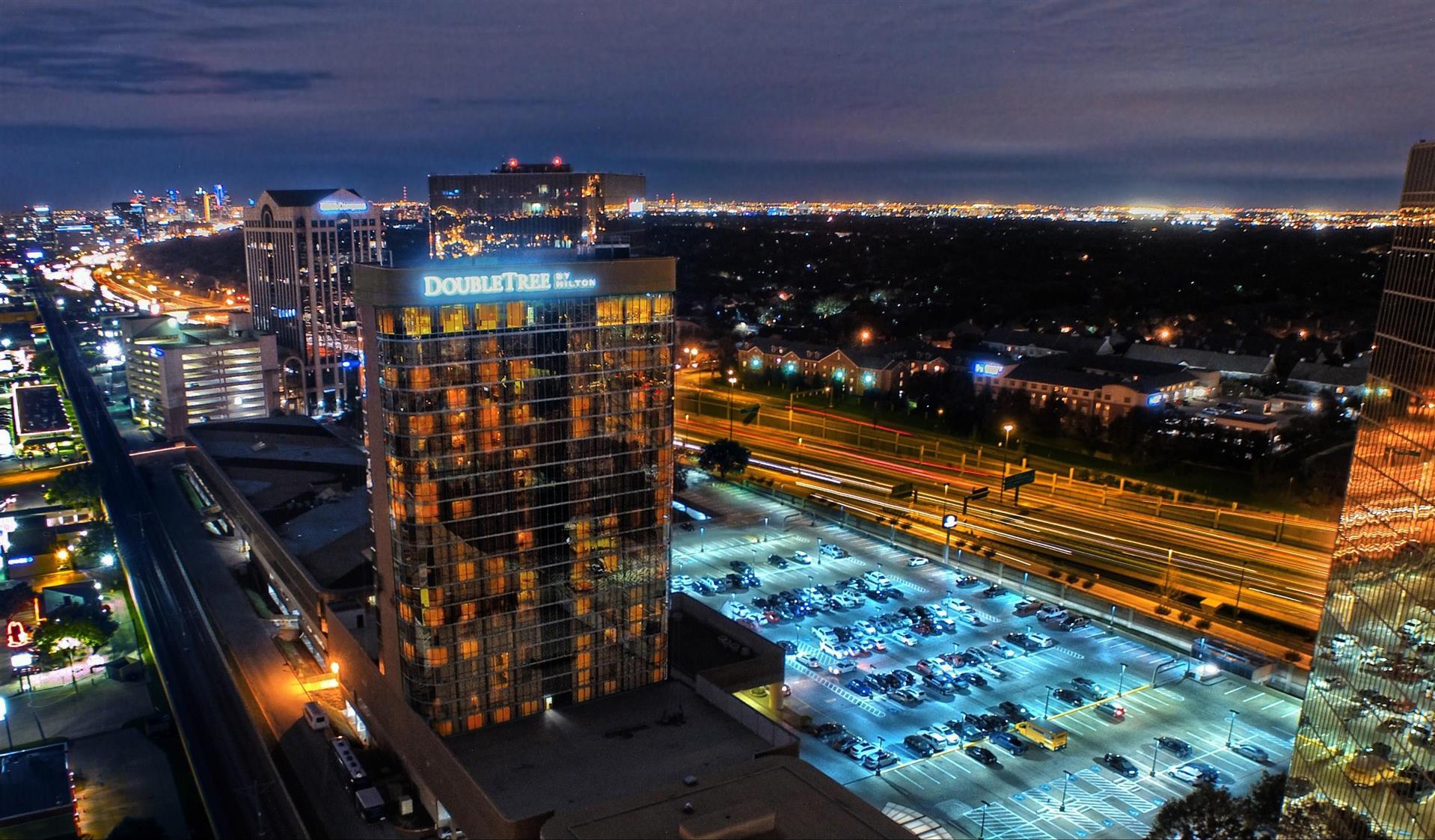 DoubleTree by Hilton Hotel Dallas - Campbell Centre image