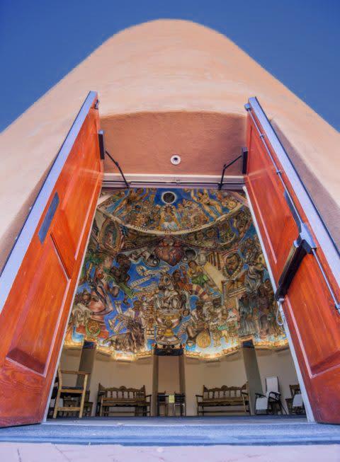 ARTS, GALLERIES & THEATERS