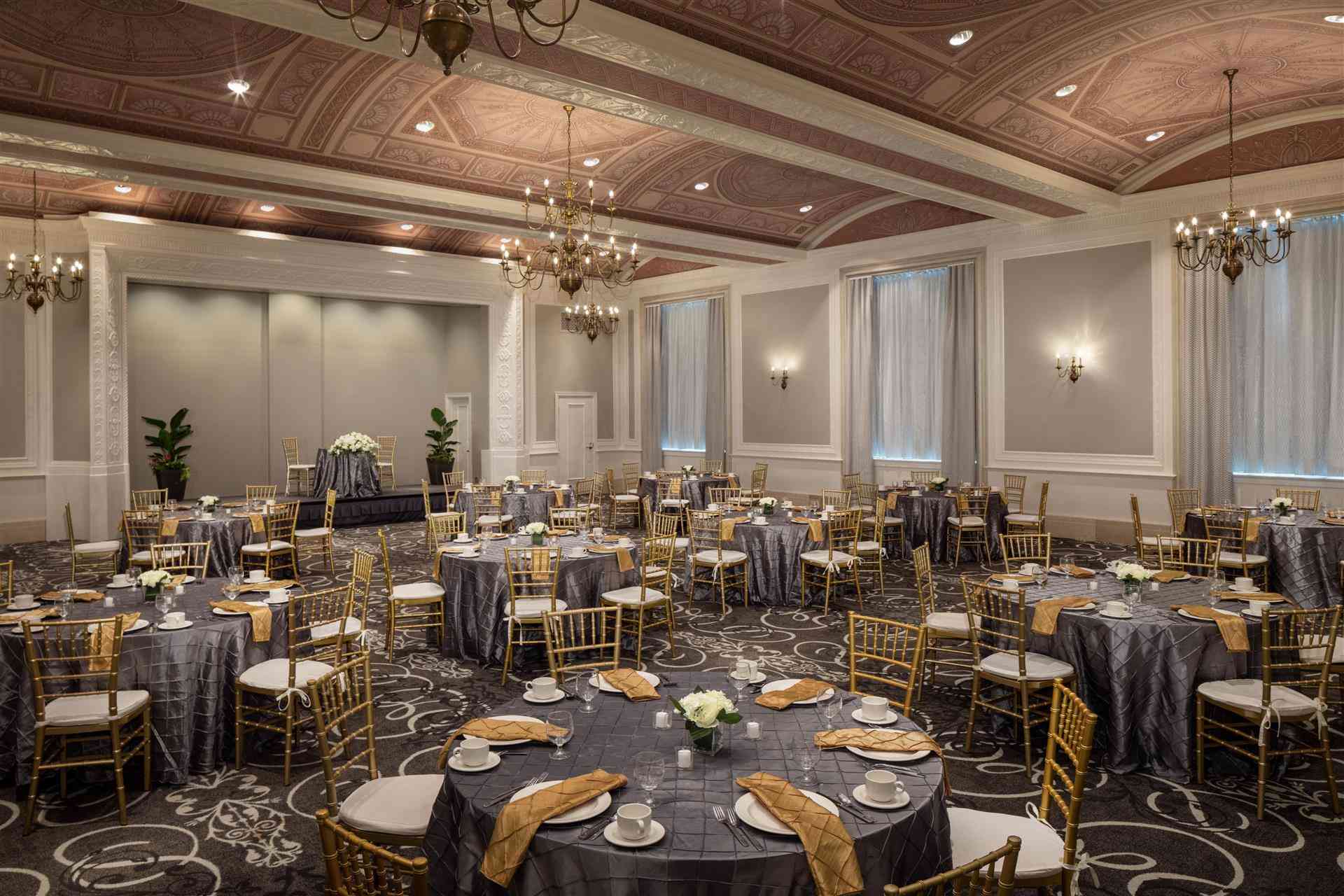 DoubleTree Suites by Hilton Hotel Detroit Downtown - Fort Shelby a Detroit, MI