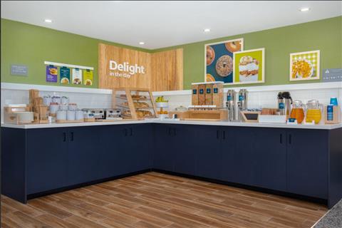 Spark by Hilton Toronto Airport, Toronto, ON