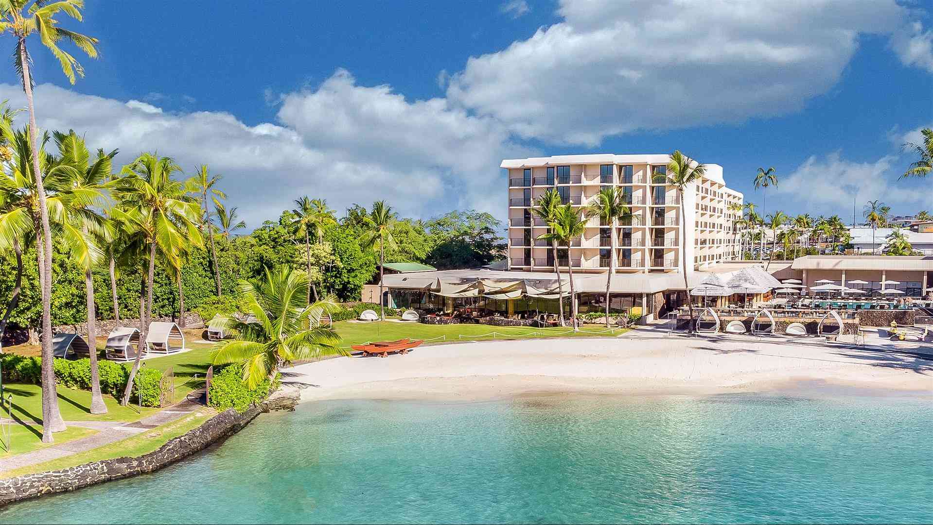 Kailua-Kona, HI 的 King Kamehameha Kona Beach Resort by Marriott