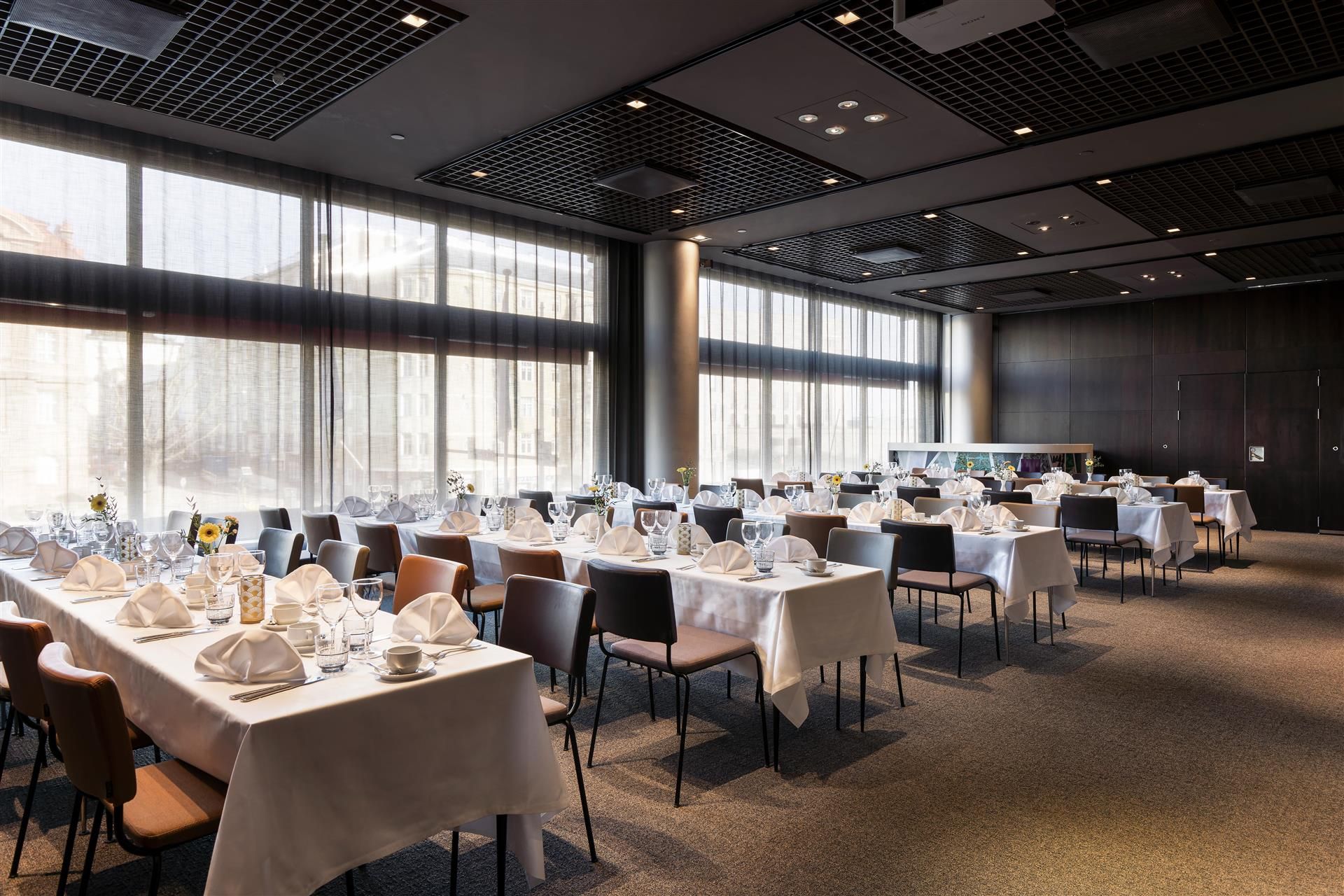 รูปสถานที่จัดงาน