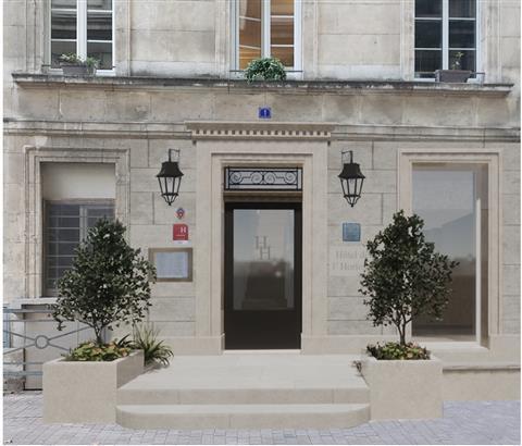 Hotel de l'Horloge, Avignon, FR