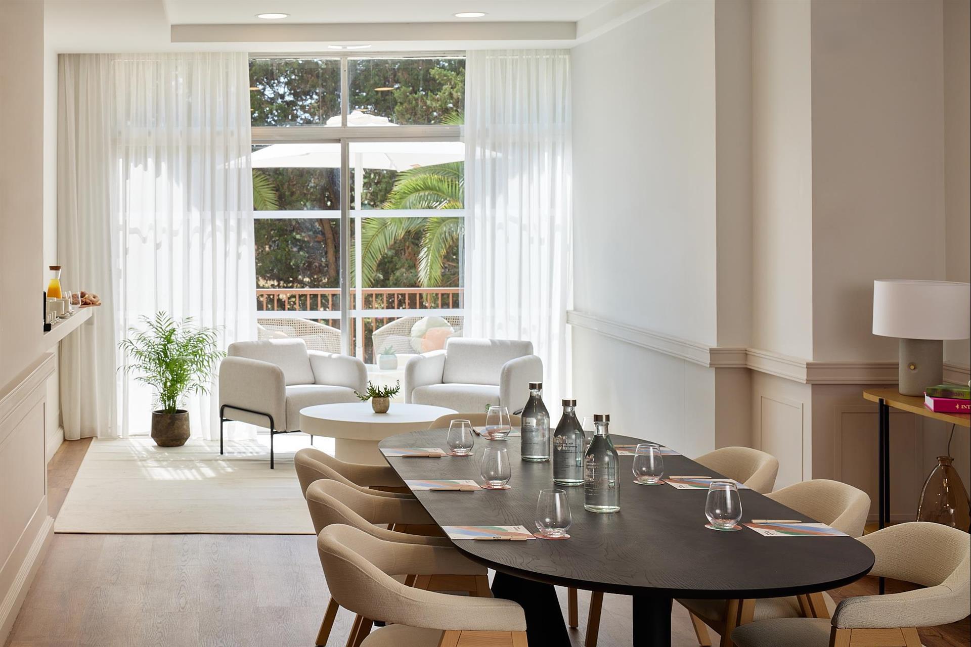 Изображение помещения для встречи