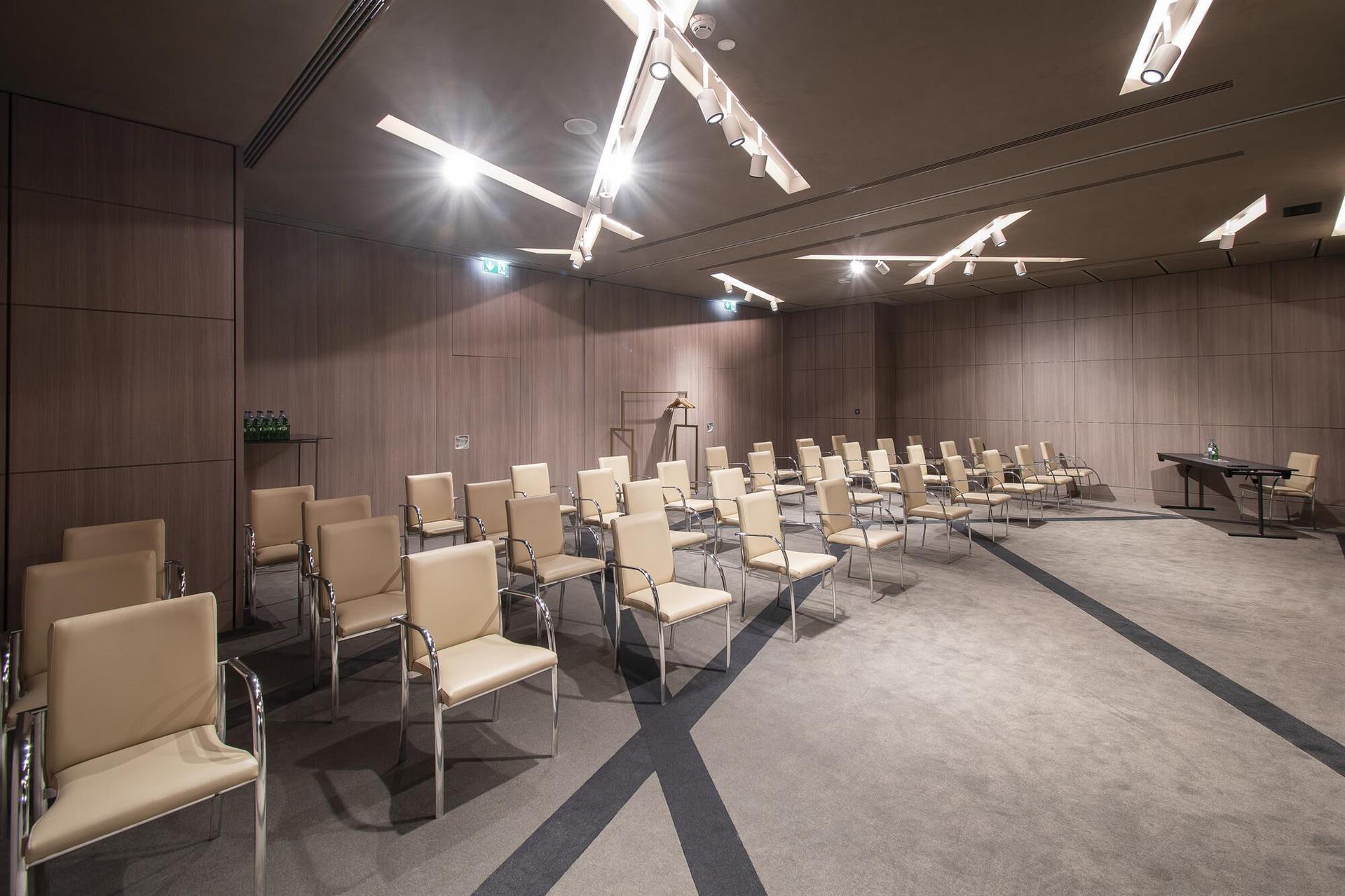 Immagine sala riunioni