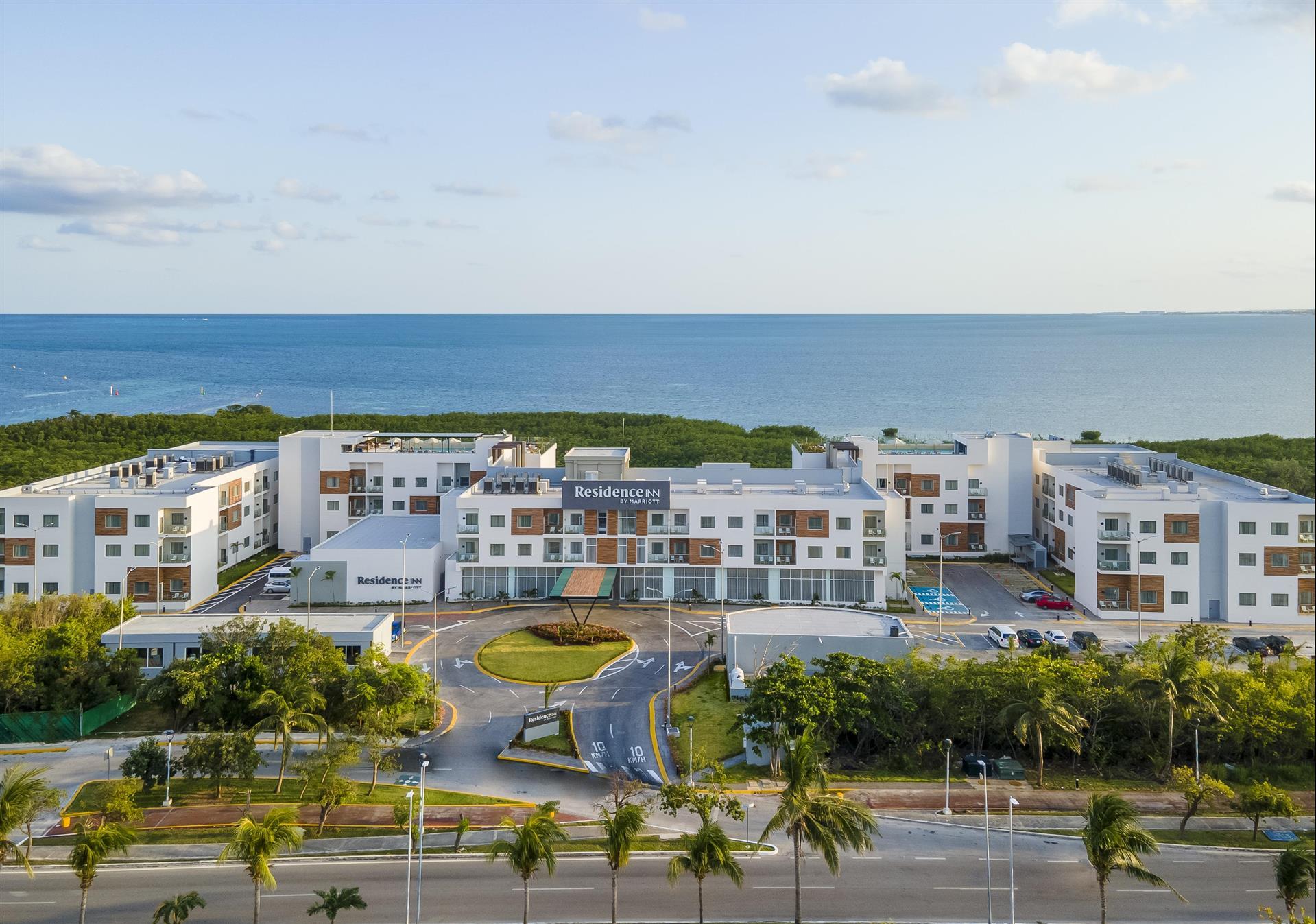 Residence Inn by Marriott Cancun Hotel Zone image