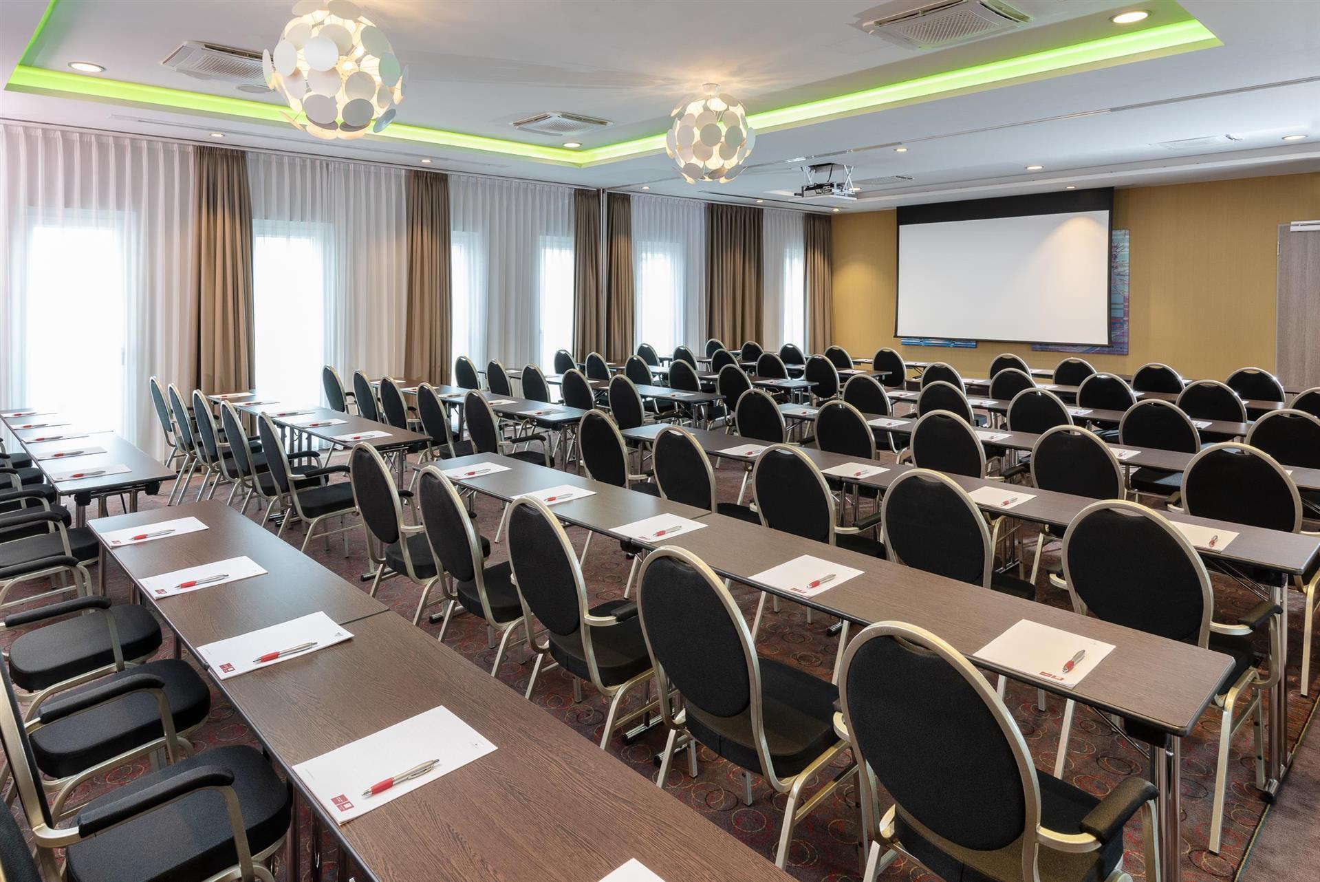 Leonardo Hotel Munich City South image