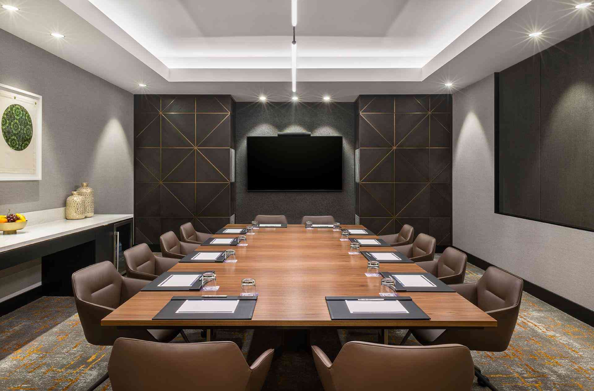 Hyatt Regency McCormick Place Chicago - $8M Full Meeting Space Renovation в Chicago, IL