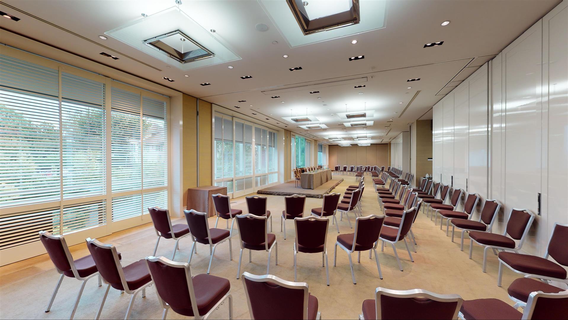 Изображение помещения для встречи