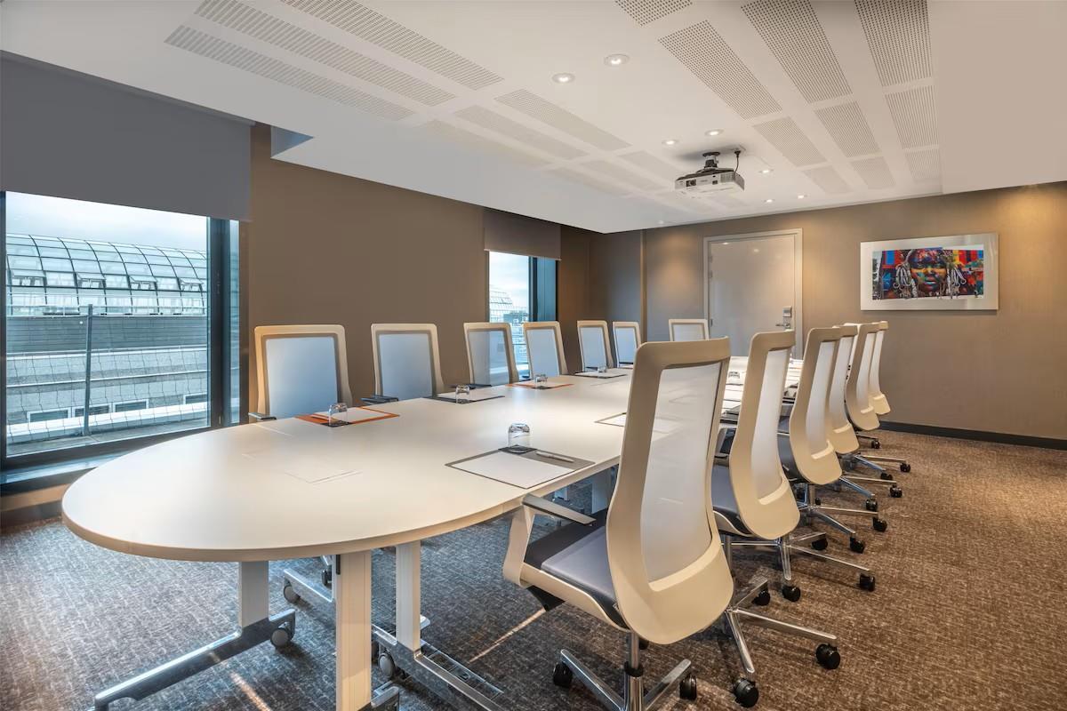 Изображение помещения для встречи