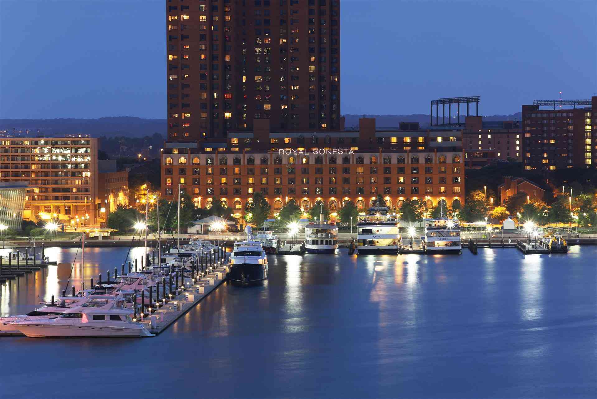 The Royal Sonesta Harbor Court Baltimore i Baltimore, MD