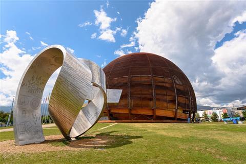 A Globe for Science and Innovation (CERN)