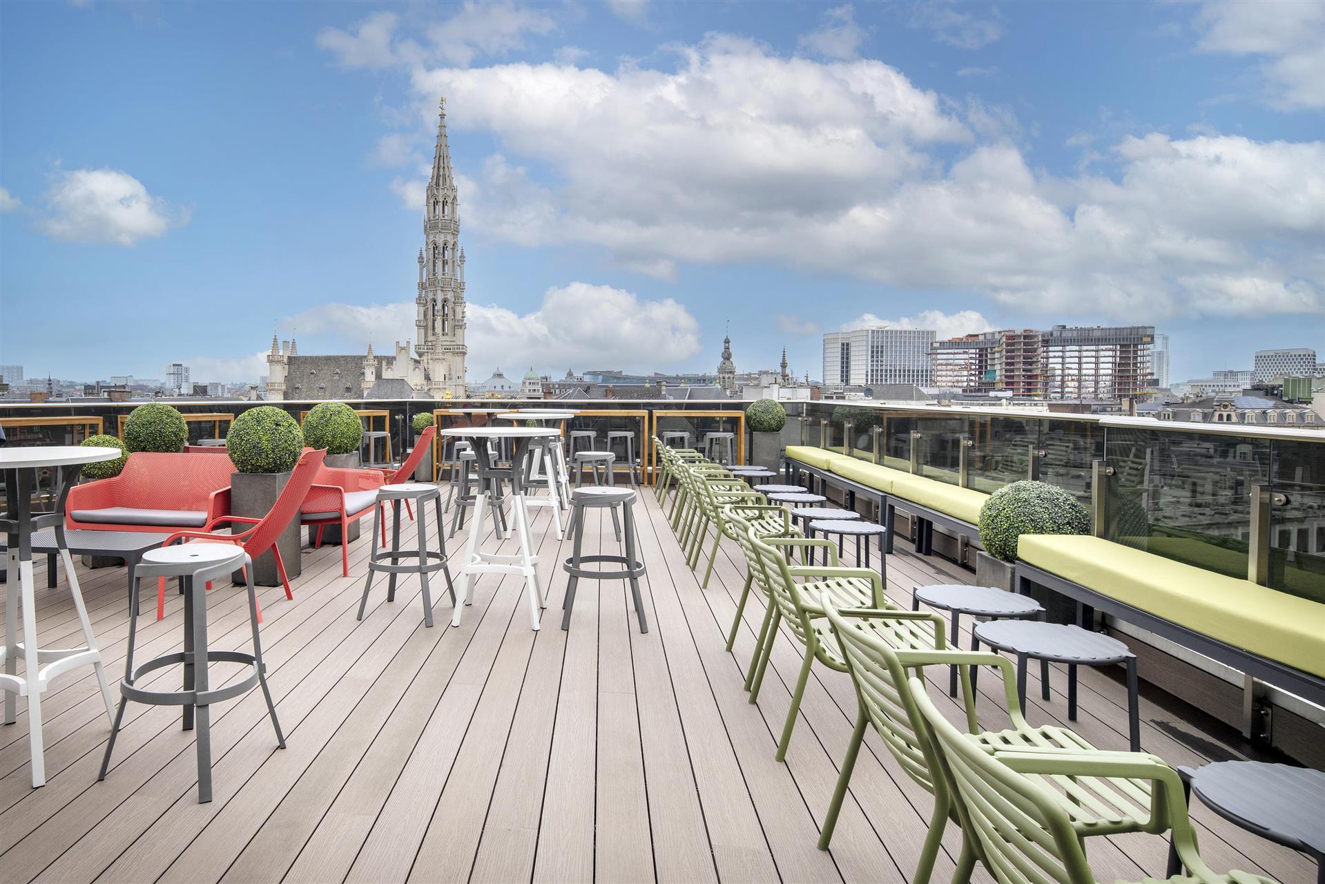 Warwick Grand-Place Brussels image