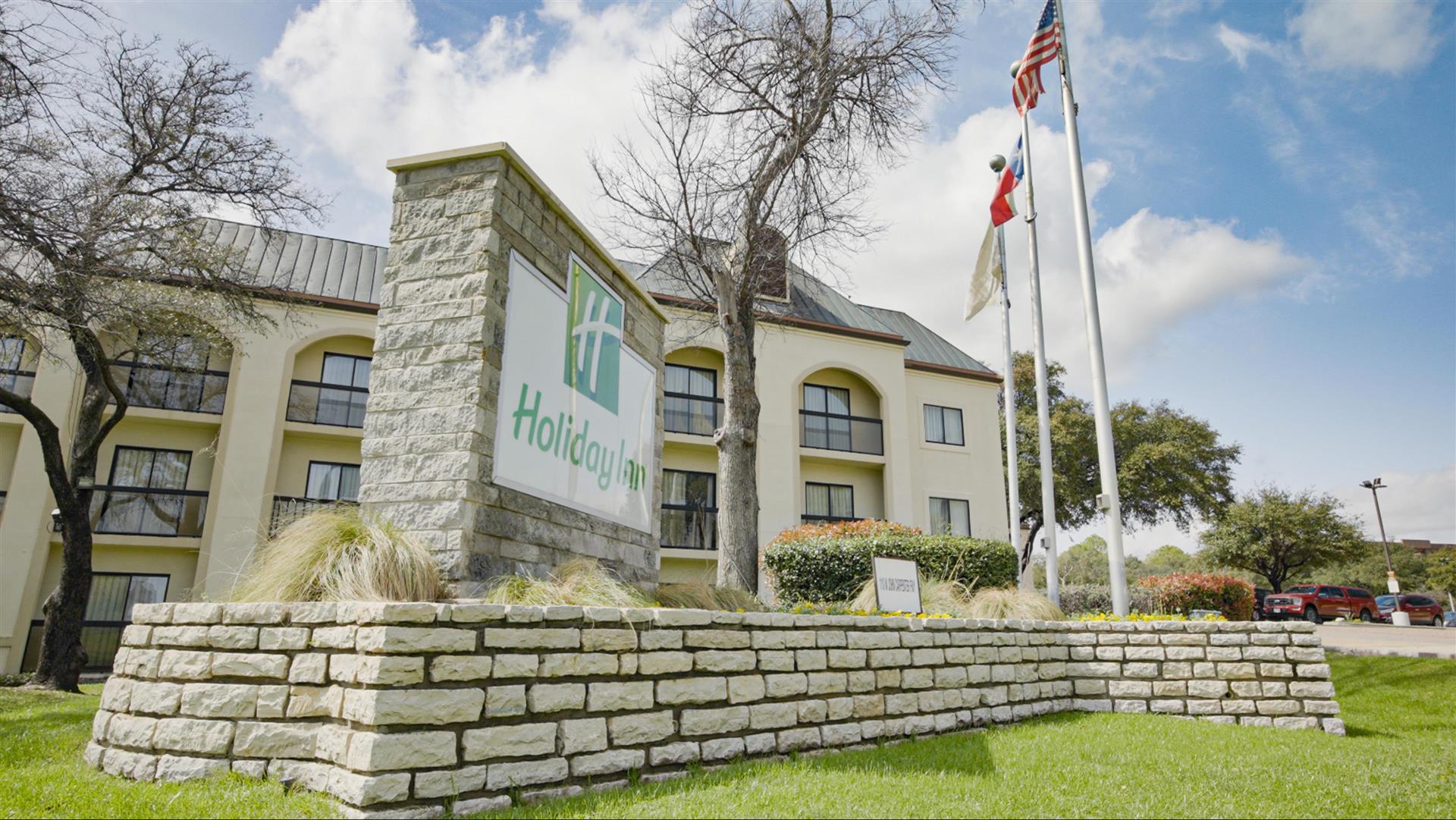 Holiday Inn Irving - Las Colinas image