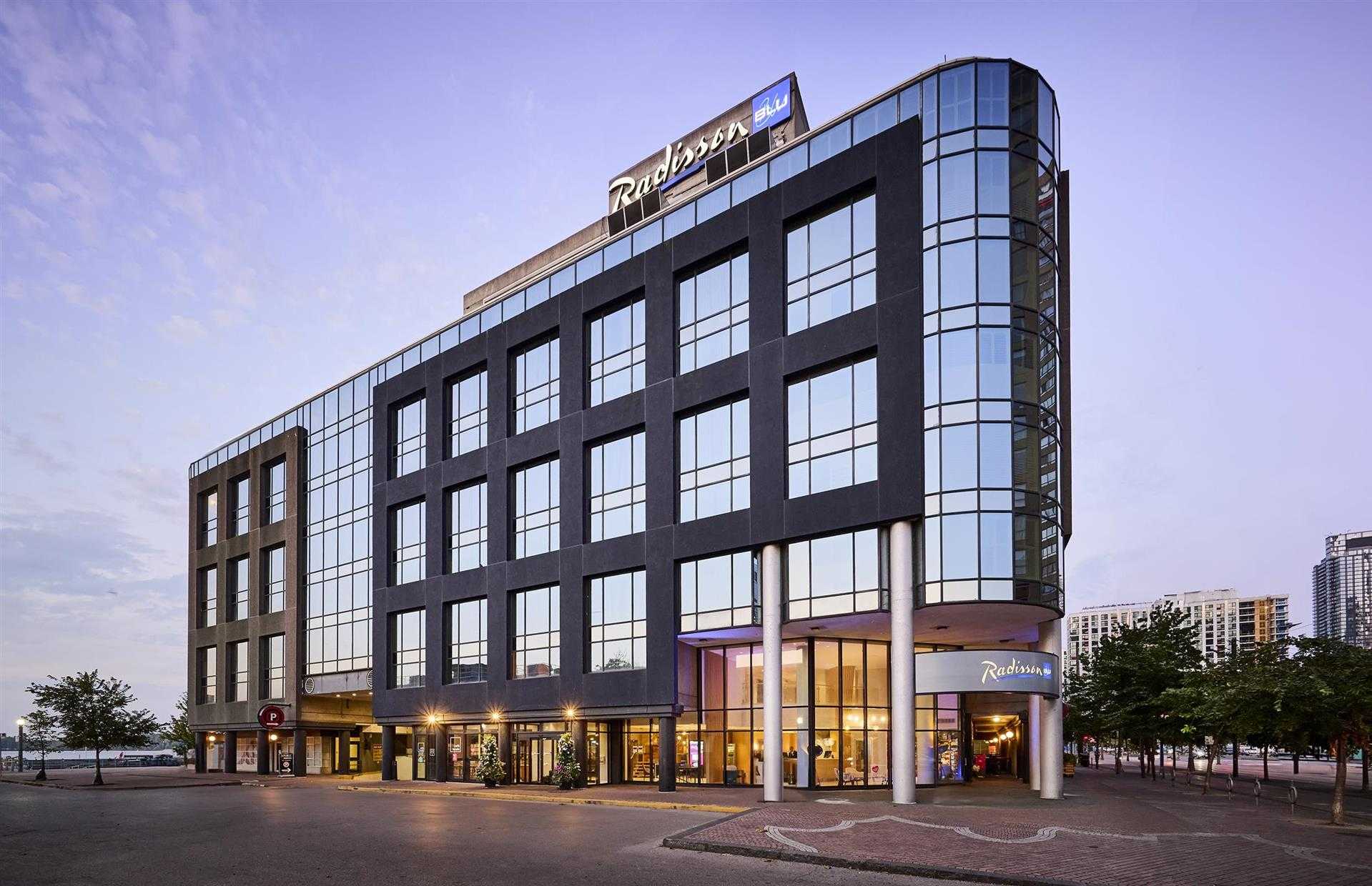 Radisson Blu Toronto Downtown in Toronto, ON