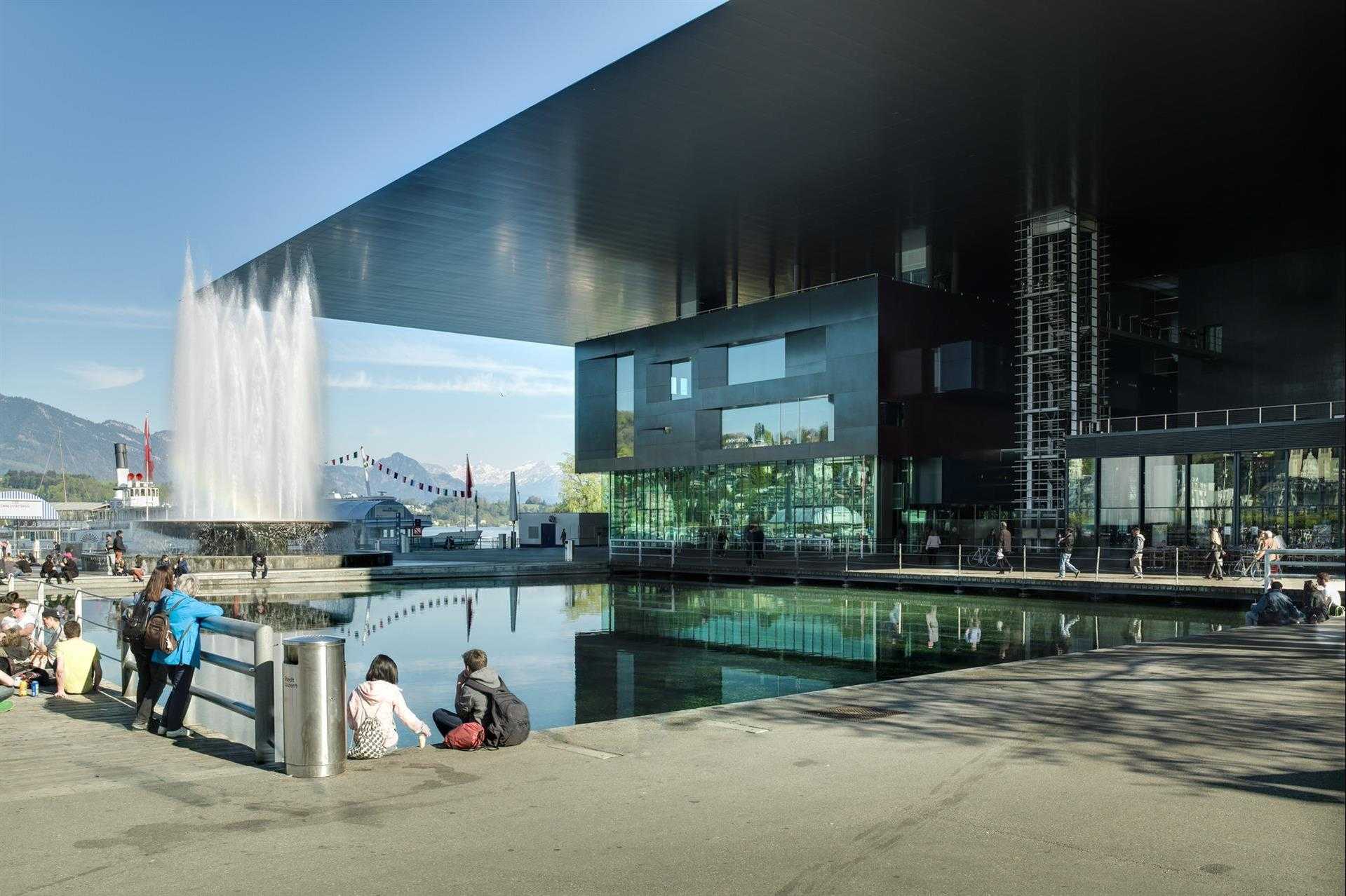 KKL Luzern Management AG a Lucerne, CH