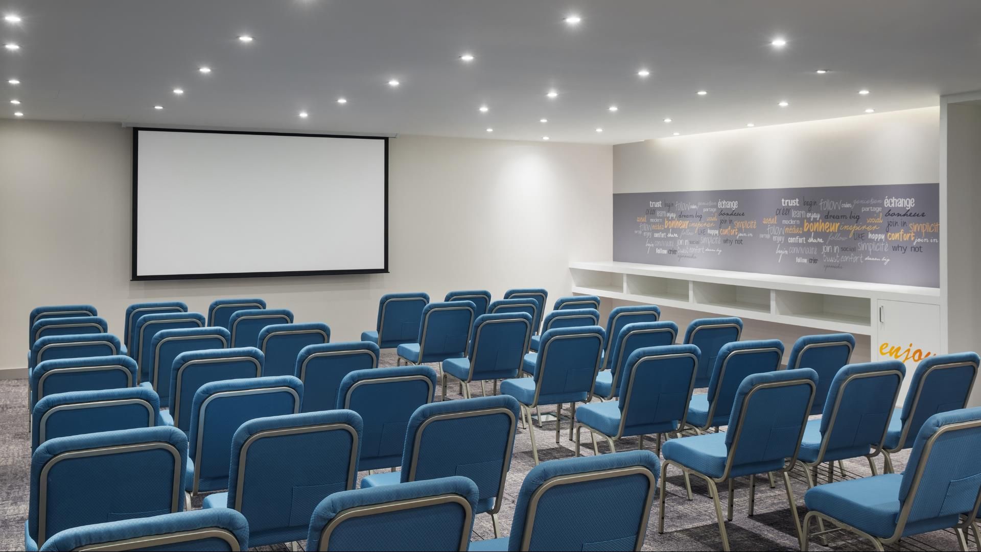 รูปสถานที่จัดงาน