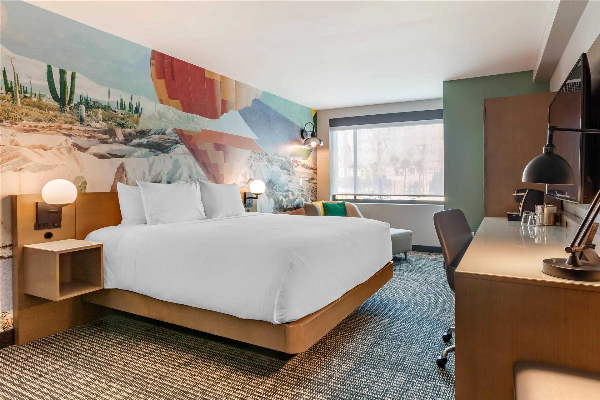 Cambria Hotel Downtown Phoenix Convention Center in Phoenix, AZ