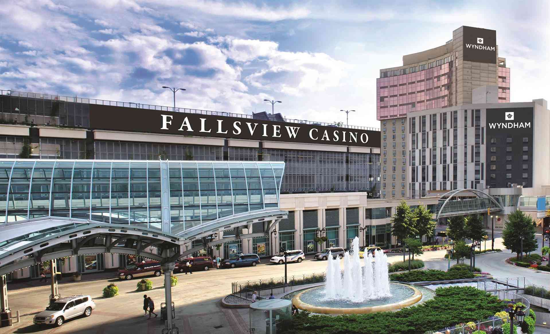 Wyndham Grand Fallsview Hotel in Niagara Falls, ON