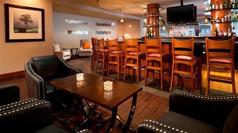 红火餐厅和酒廊