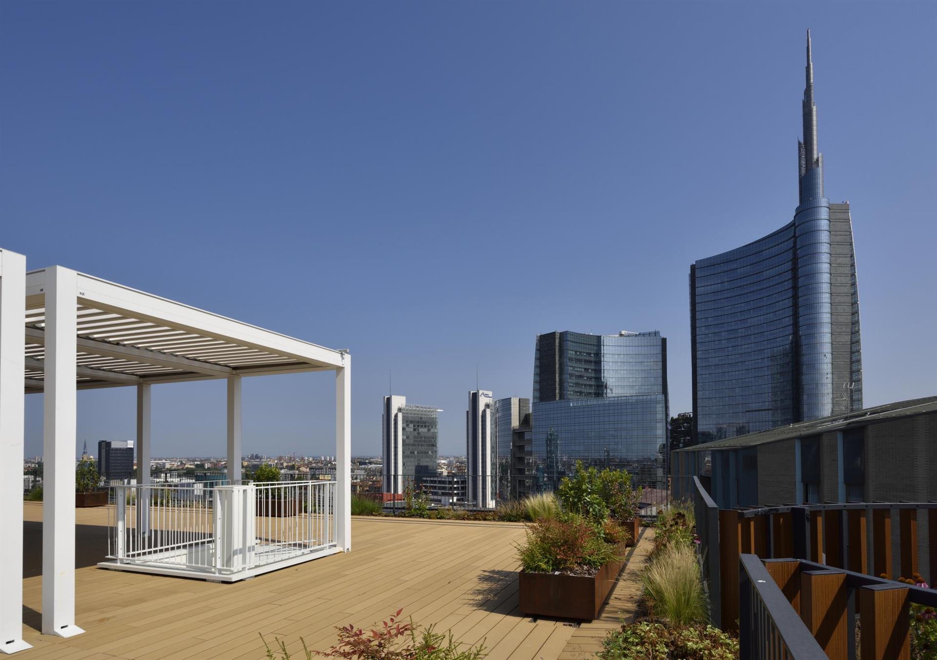 Milano Verticale - UNA Esperienze image