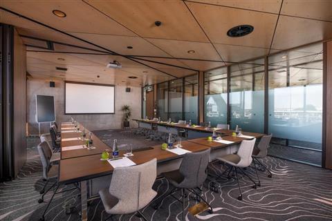 Novotel Christchurch Airport в Christchurch, NZ