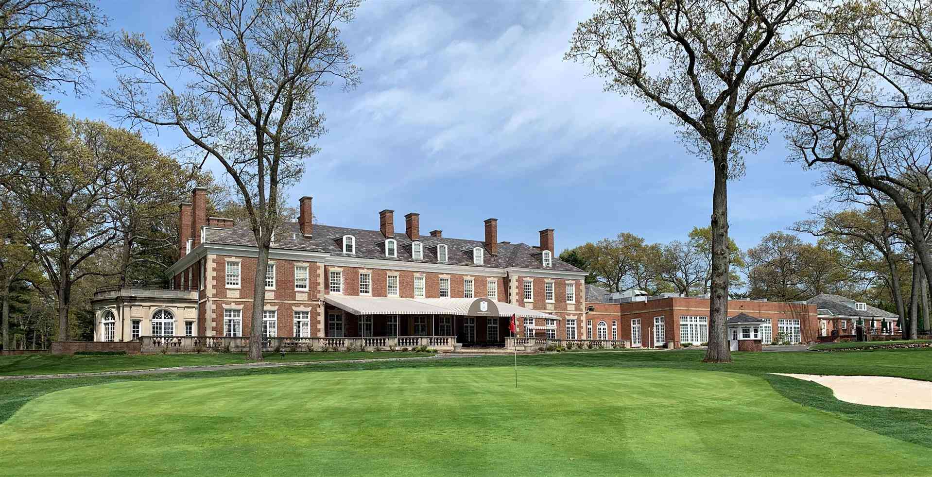 The Muttontown Club in East Norwich, NY