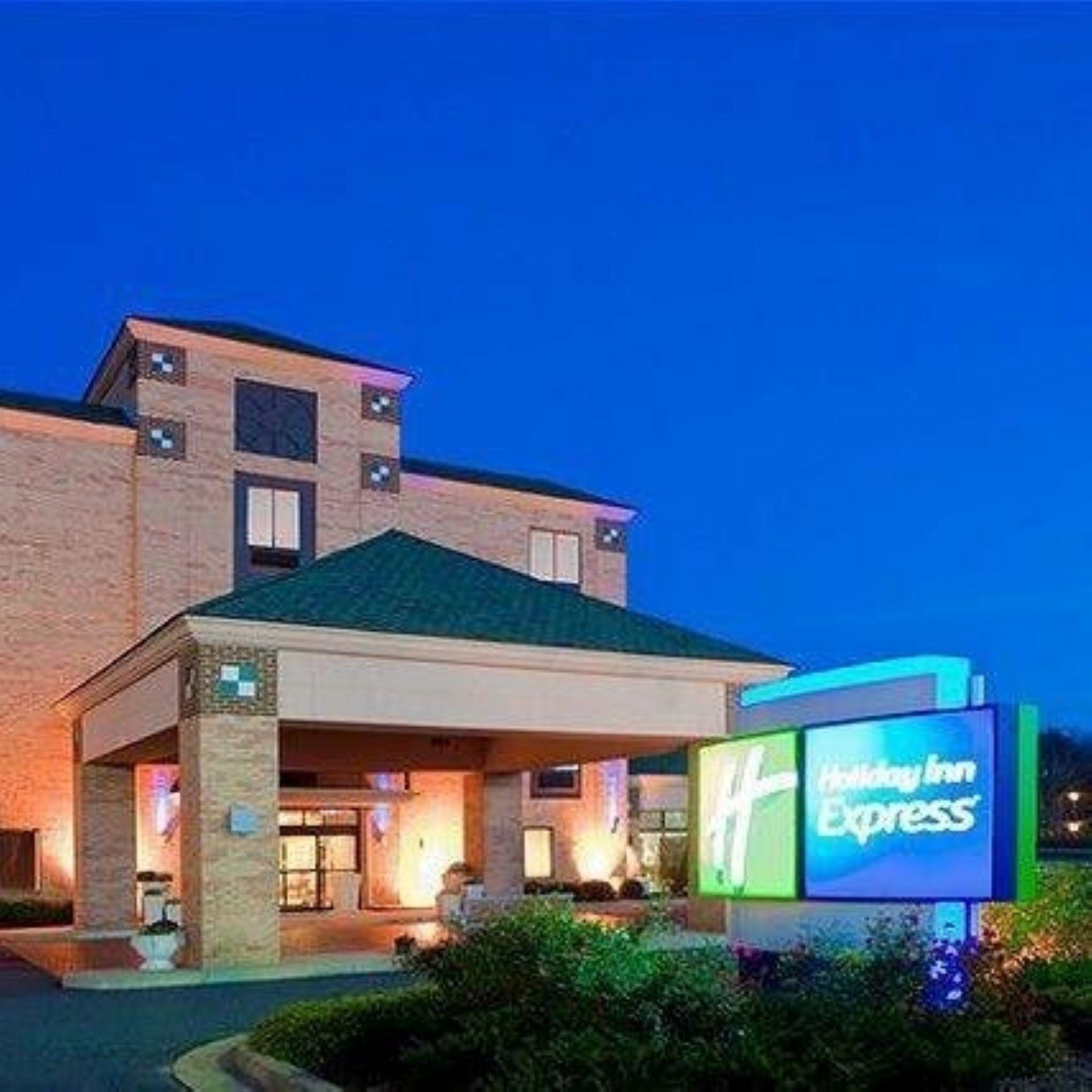 Holiday Inn Express Easton image
