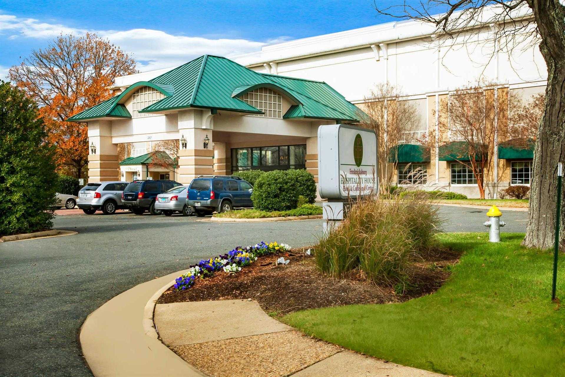 Clarion Hotel & Suites - Convention Center Fredericksburg i Fredericksburg, VA
