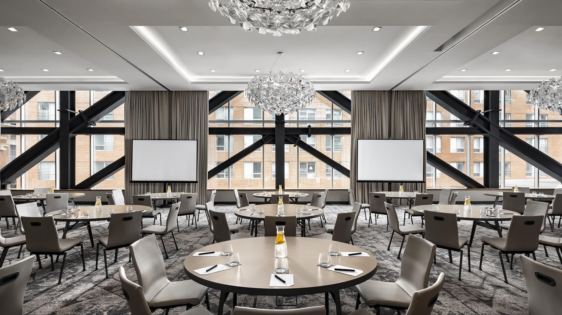 รูปสถานที่จัดงาน