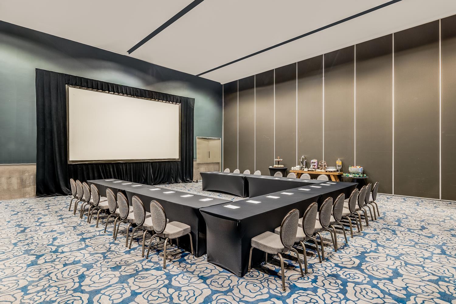 Imagen de la sala de reuniones