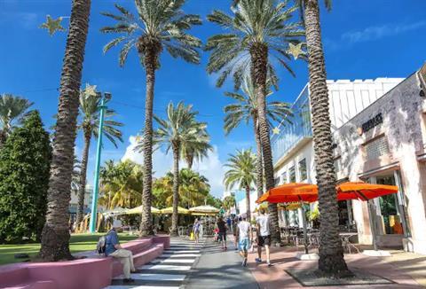 林肯路户外购物中心