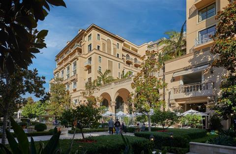 Beverly Cañon Gardens