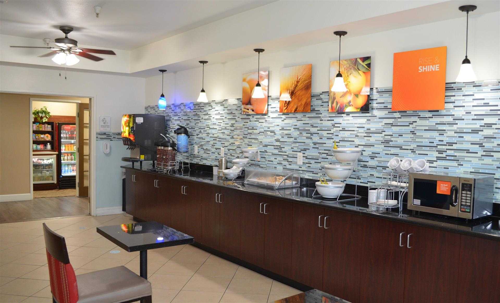 Comfort Suites Tulare en Tulare, CA