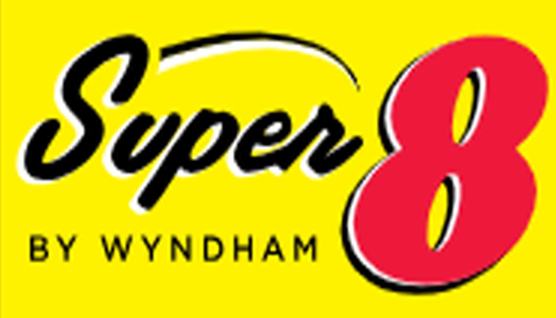 Super 8 by Wyndham Woods Cross/Salt Lake City North a Woods Cross, UT