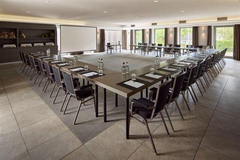 Van der Valk Hotel Dennenhof a Brasschaat, BE