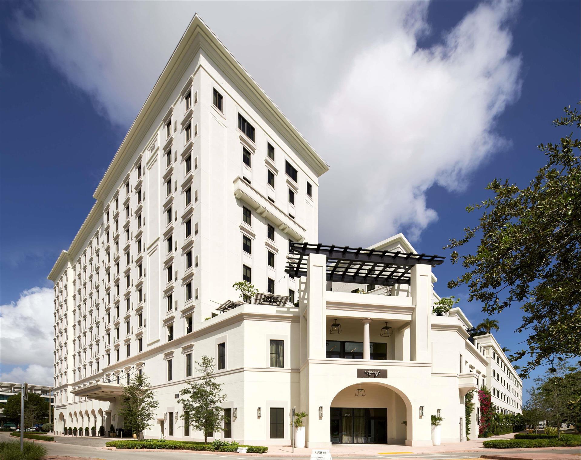 THesis Hotel Miami Coral Gables, Curio Collection by Hilton image