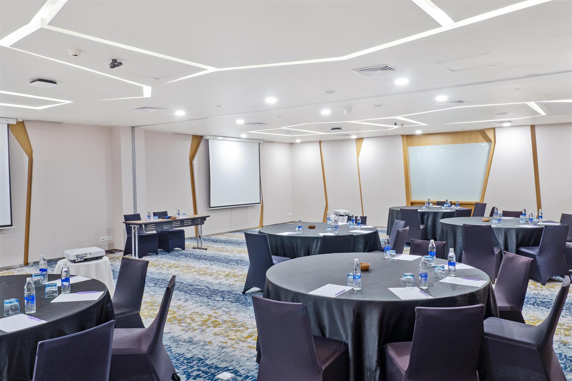 ミーティングルームの画像