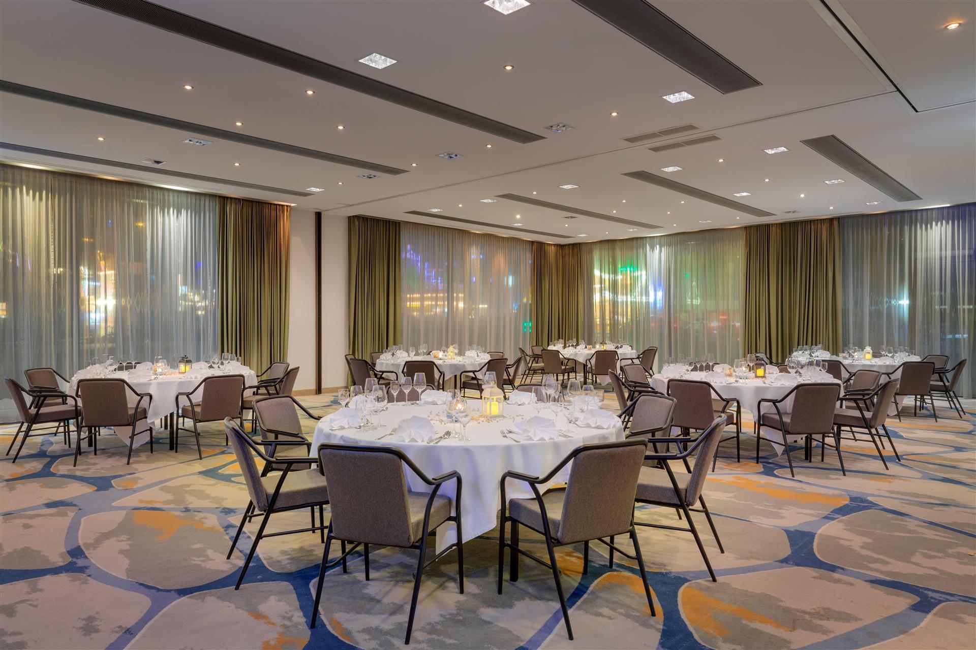 Courtyard by Marriott Bremen image