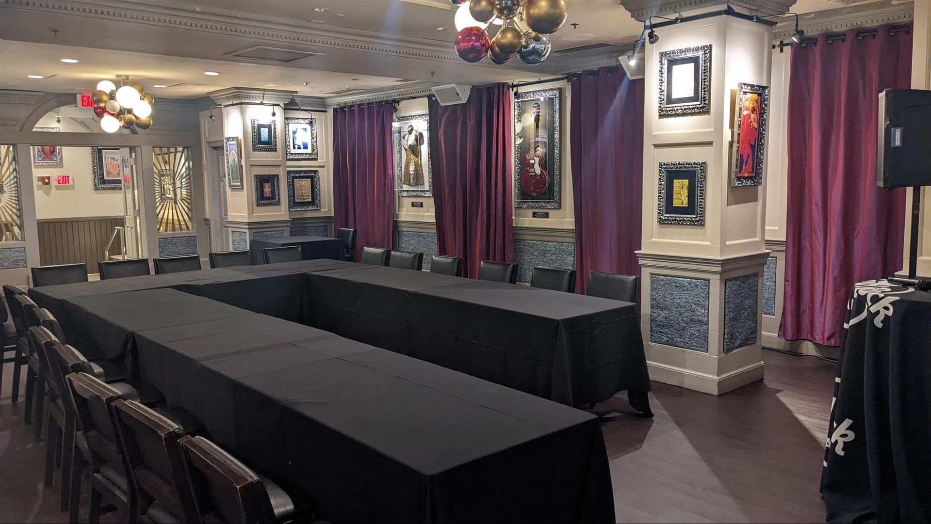 รูปสถานที่จัดงาน