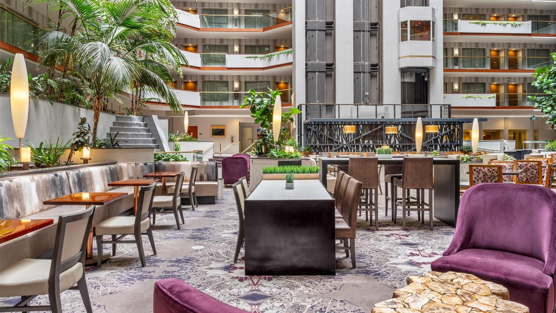 รูปสถานที่จัดงาน