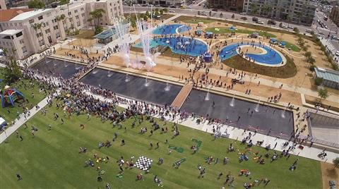 Waterfront Park and Playground
