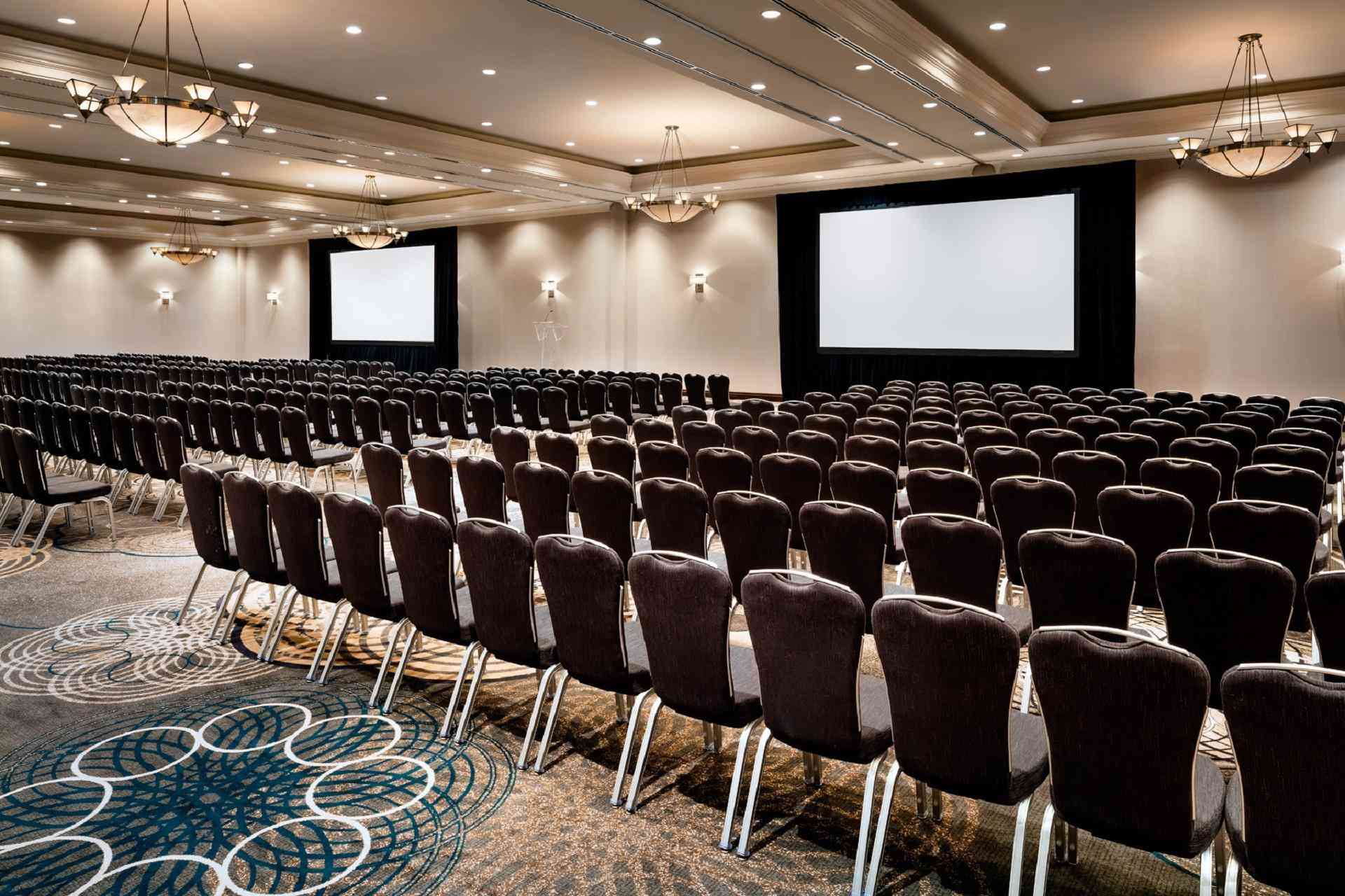 Sheraton Toronto Airport Hotel & Conference Centre in Toronto, ON