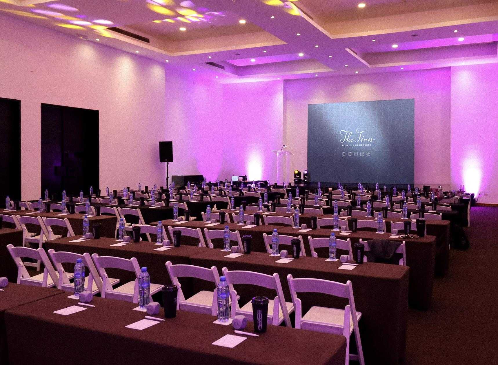 The Fives Beach Hotel & Residences a Playa del Carmen, MX