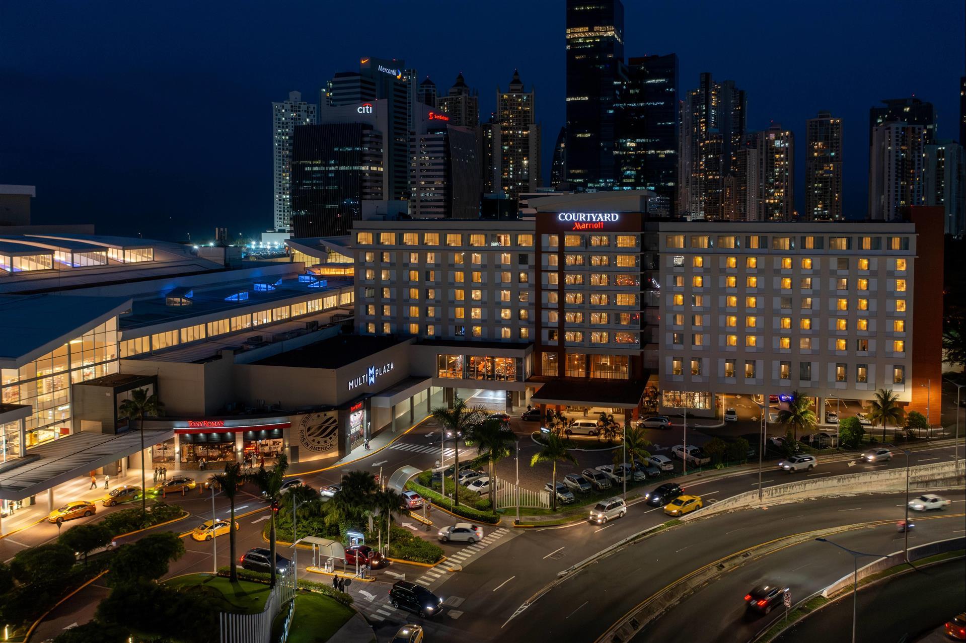 Courtyard by Marriott Panama Multiplaza Mall image