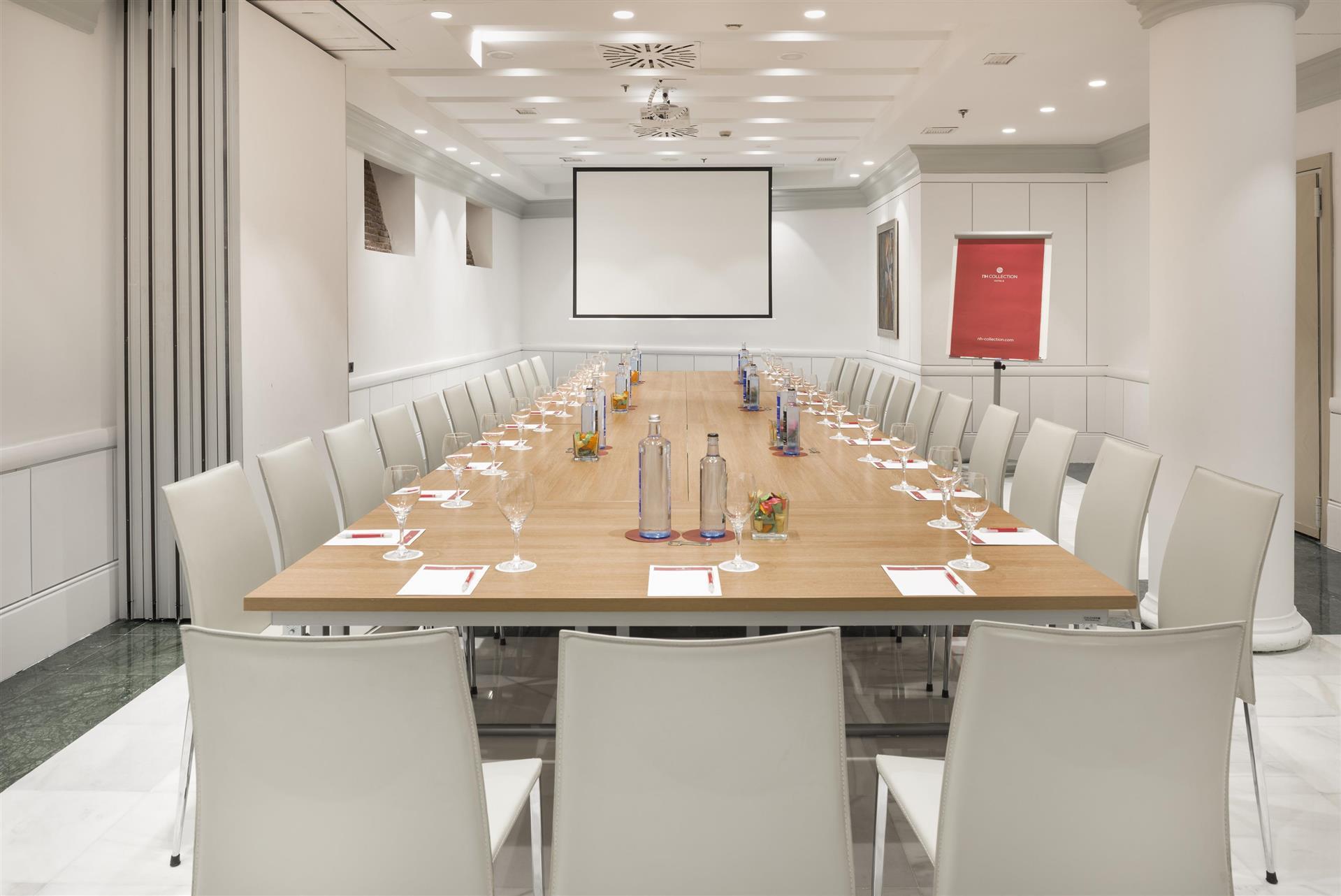 NH Collection Madrid Paseo del Prado image