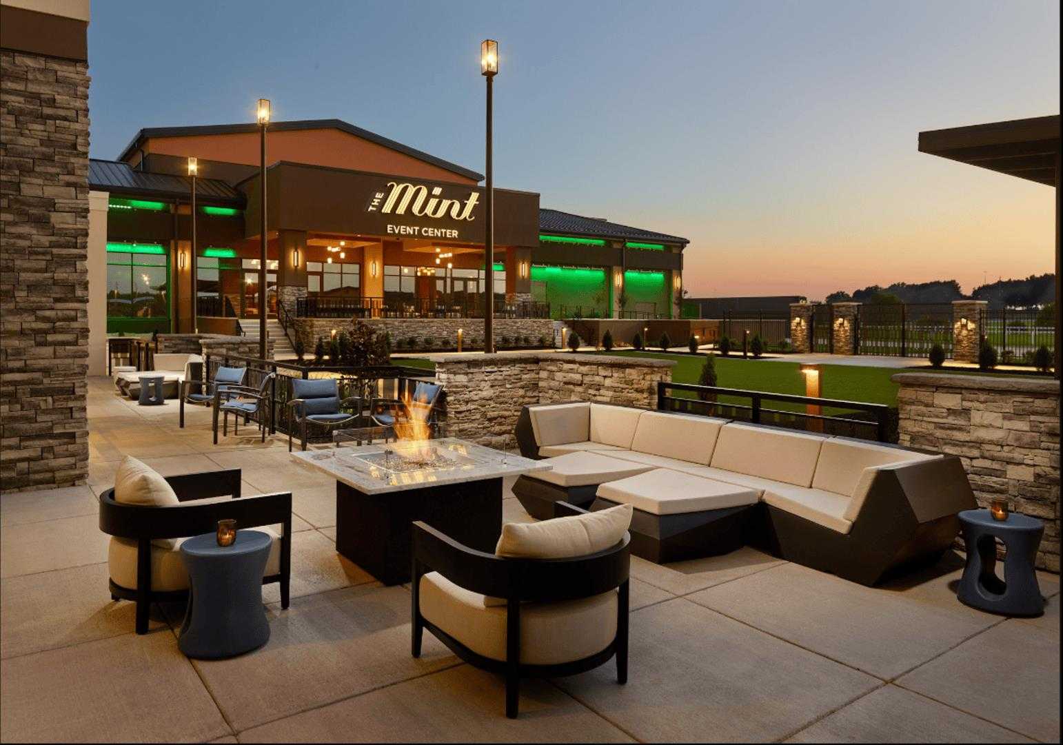 Mint Event Center, Franklin, KY