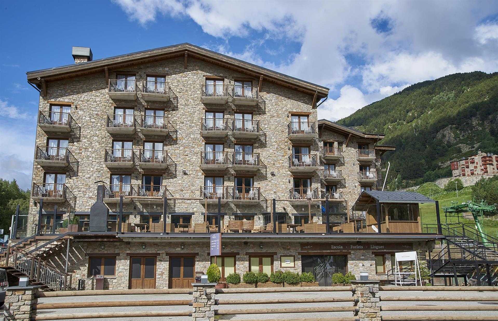Serras Andorra Luxury Boutique Resort & Spa a Andorra la Vella, AD