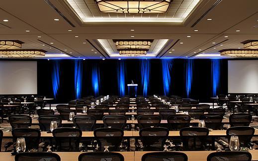 50% off Destination Fee + Double Points 图像