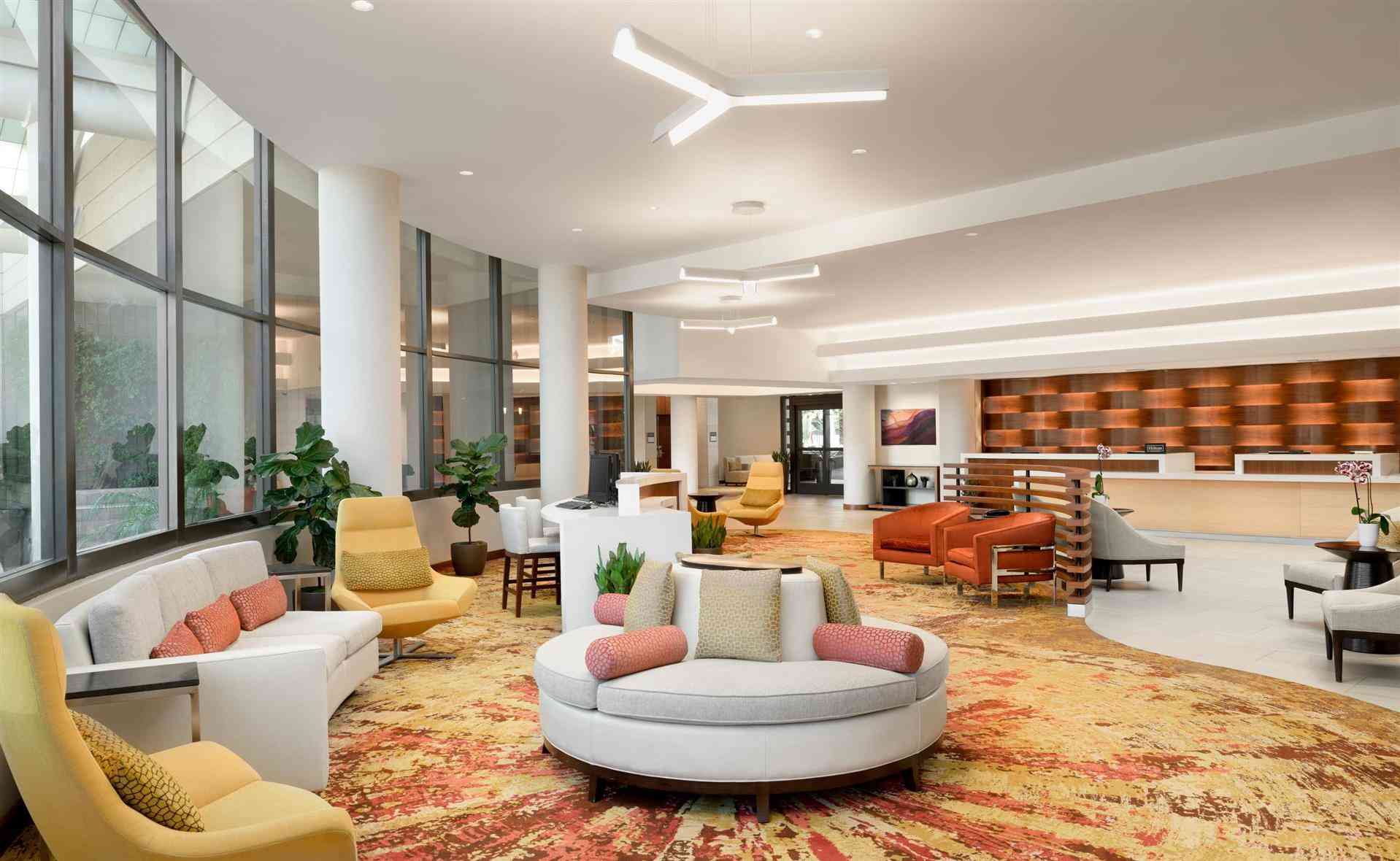 DoubleTree Suites by Hilton Hotel Phoenix em Phoenix, AZ